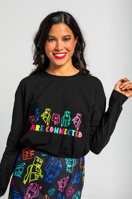 ¡ ÚLTIMA ! CAMISETA OVERSIZE WE ARE CONNECTED