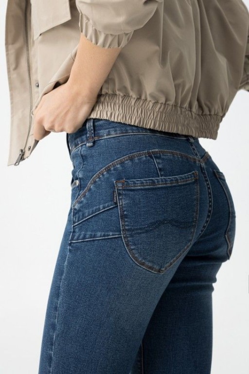 ¡ ÚLTIMO ! JEANS  DOUBLE COMFORT