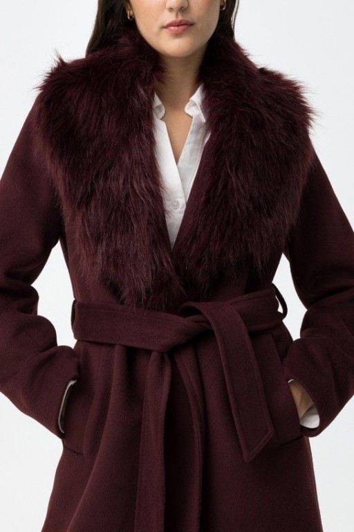 ABRIGO LUXURY PELO VINO