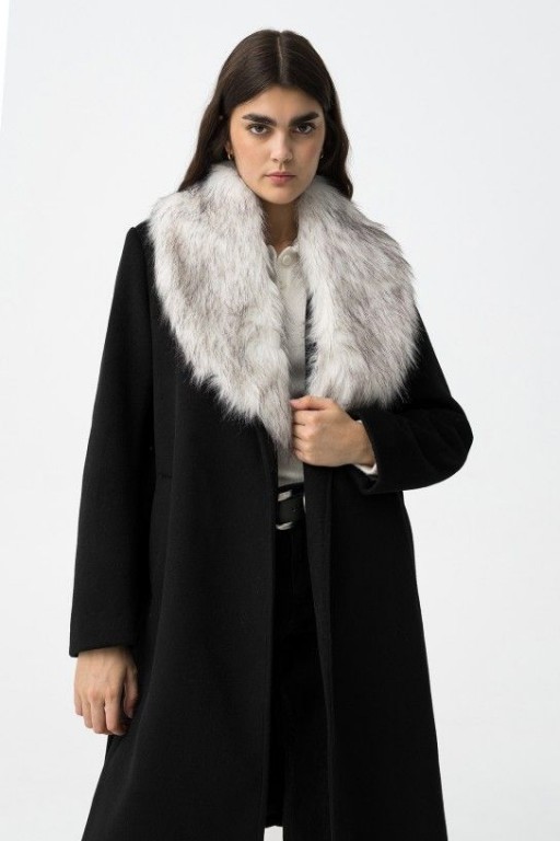 ¡ ÚLTIMO ! ABRIGO NAOMI