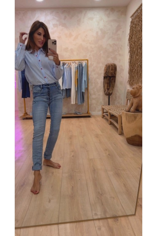 BLUSA "LA VIE CONTINUE..."