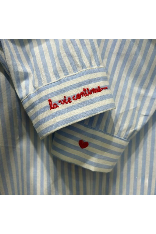 BLUSA "LA VIE CONTINUE..."